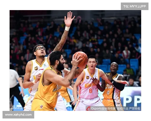 最新CBA战报:明星球员爆发全场! 最新CBA战报:明星球员爆发全场!