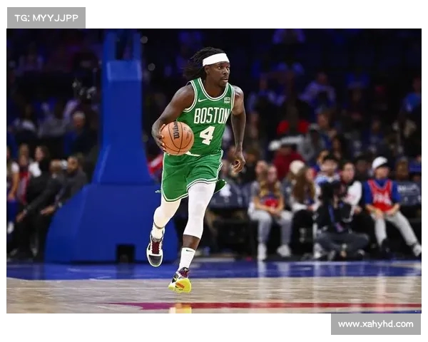 霍福德自信满满:大学背靠背夺冠经历让我相信NBA蝉联可期 霍福德自信满满:大学背靠背夺冠经历让我相信NBA蝉联可期